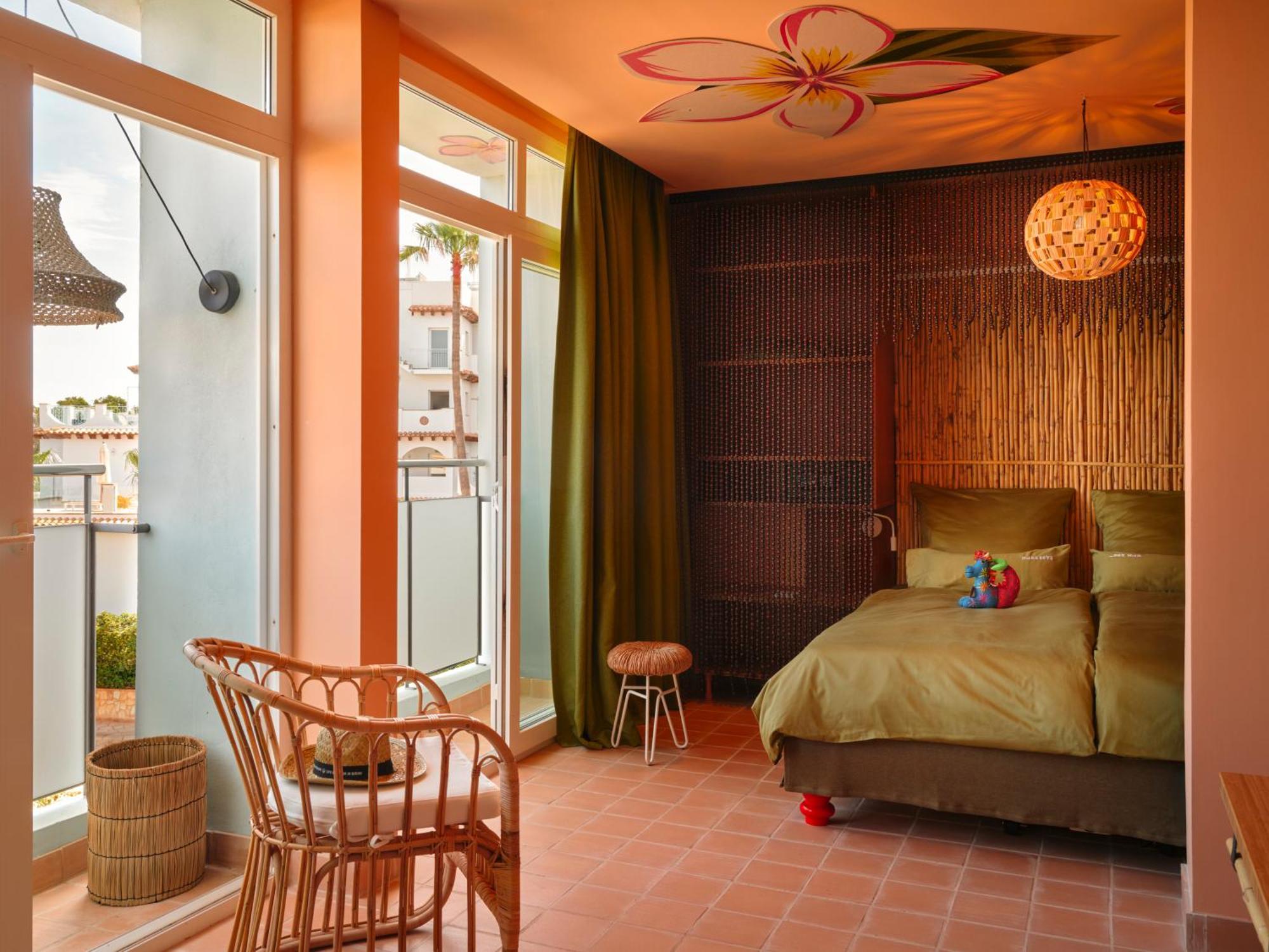 Bikini Island & Mountain Es Trenc -adults Only- 4*